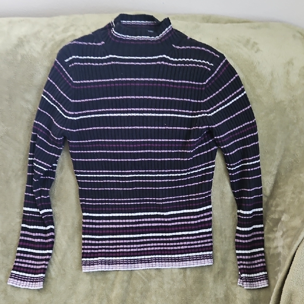 Black and Purple Turtleneck Sweater with Ribbed Knit